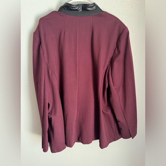 Lane Bryant The Bryant Burgundy Black Blazer – Size 28– Classic & Polished - Picture 4 of 8